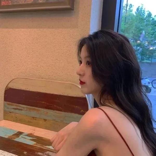 甜点妈妈林小河